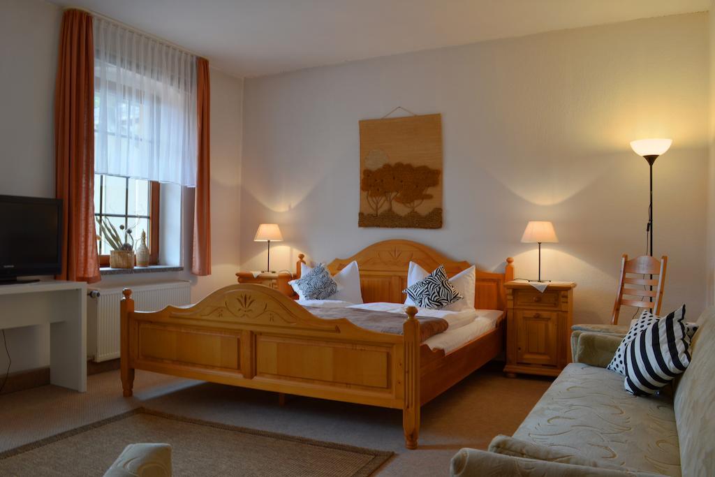 Landhotel Kertscher-Hof Schmölln Zimmer foto