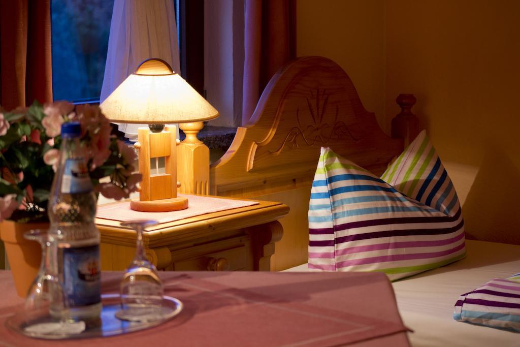 Landhotel Kertscher-Hof Schmölln Zimmer foto
