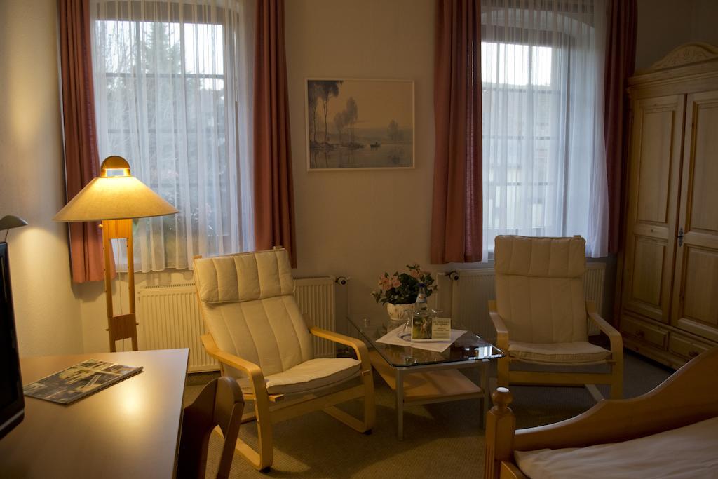 Landhotel Kertscher-Hof Schmölln Zimmer foto